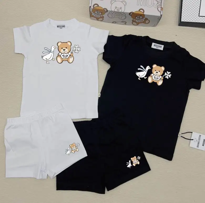 Moschino sz66 73 80 90 100 110 122